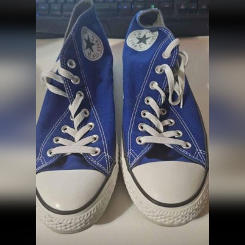 Blue Converse All Stars - Mens Size 10